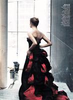 vogue_us_nov_2004_11.jpg