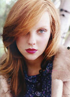 vogue_jp_oct_2004_7_vogue_beauty_004.jpg