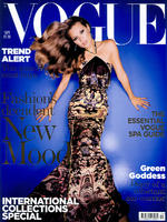 74987_Vogue_UK_Setembro2004_phNickKnight_KateMoss_cov_122_188lo.jpg