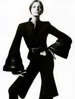 38687_Vogue_Fran92a_Agosto2004_phDavidSims_DariaWerbowy_02_122_148lo.jpg
