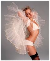 Natalia_Vodianova_photographed_by_Inez_Vinoodh.jpg