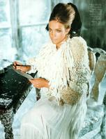 natalia_vodianova_vogfeb2003_5.jpg