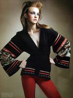 56450_vogueBR_300_2003_caroline_trentini_05_122_362lo.jpg
