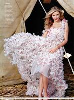 39522_Vogue_May_019_122_404lo.jpg