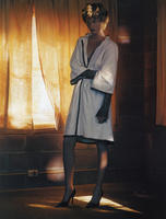 ambervalletta_vogueuk_mar05_lauriebartley_002_vi.jpg