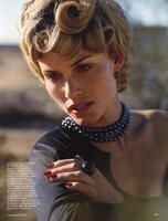 ambervalletta_vogueuk_mar05_lauriebartley_006_vi.jpg
