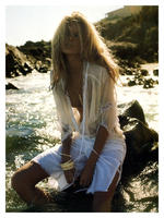 75378_Vogue_Fran72a_JunhoJulho2005_phMikaelJansson_JuliaStegner_07_122_401lo.jpg