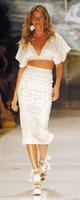 Gisele_Bundchen__Catwalk_at_Colcci_Summer_2015_Fashion_Show__16.jpg