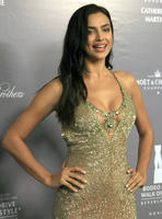 irina_shayk_030214_4.jpg
