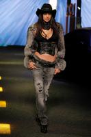 Irina_Shayk___PhilippPleinWomanFW1415_48.jpg