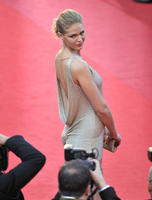 Erin_Heatherton_Behind_The_Candelabra_Premiere_in_Cannes_5.jpg