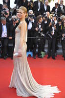 jessica_hart_chanel_iman_petra_nemcova_joan_smalls_erin_heatherton_cannes_candelabra_05211306.jpg