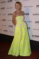Candice_Swanepoel_amfAR_Inspiration_Gala_Sao_6kLPootmHTix.jpg