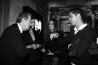 todas_las_fotos_de_la_alfombra_roja_de_la_fiesta_mario_testino_y_vogue_447761485_1200x800.jpg