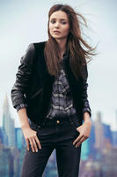 Miranda_Kerr_Mango_AW_2013_5.jpg
