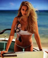 fashion_scans_remastered_lily_donaldson_harpers_bazaar_usa_may_2014_scanned_by_vampirehorde_hq_6.jpg