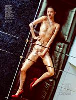 fashion_scans_remastered_kasia_struss_allure_russia_april_2014_scanned_by_vampirehorde_hq_7.jpg