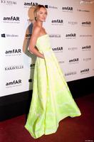 1431987_candice_swanepoel_gala_amfar_a_sao_950x0_1.jpg