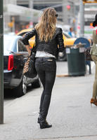 giseleb120414BZNimage00050.jpg