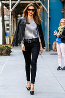 Miranda_Kerr_08.04.14_DFSDAW_135.jpg