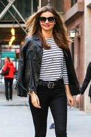 Miranda_Kerr_08.04.14_DFSDAW_147.jpg