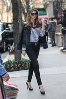Miranda_Kerr_08.04.14_DFSDAW_108.jpg