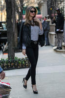 Miranda_Kerr_08.04.14_DFSDAW_109.jpg