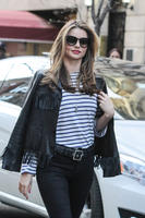 Miranda_Kerr_08.04.14_DFSDAW_115.jpg