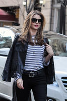 Miranda_Kerr_08.04.14_DFSDAW_116.jpg