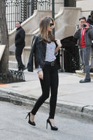 Miranda_Kerr_08.04.14_DFSDAW_117.jpg