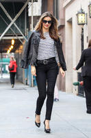 Miranda_Kerr_08.04.14_DFSDAW_123.jpg