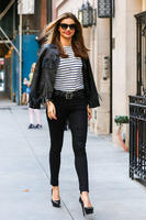 Miranda_Kerr_08.04.14_DFSDAW_152.jpg