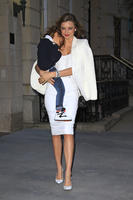 CELEBRITIES_POSTED_BY_HEY_PRETTY_FOR_LVSM_FORUM_028.jpg