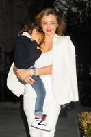 CELEBRITIES_POSTED_BY_HEY_PRETTY_FOR_LVSM_FORUM_047.jpg