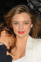 CELEBRITIES_POSTED_BY_HEY_PRETTY_FOR_LVSM_FORUM_049.jpg
