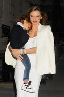 CELEBRITIES_POSTED_BY_HEY_PRETTY_FOR_LVSM_FORUM_056.jpg