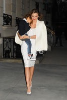 CELEBRITIES_POSTED_BY_HEY_PRETTY_FOR_LVSM_FORUM_060.jpg