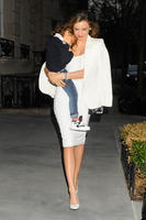 CELEBRITIES_POSTED_BY_HEY_PRETTY_FOR_LVSM_FORUM_064.jpg