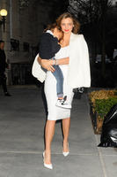 CELEBRITIES_POSTED_BY_HEY_PRETTY_FOR_LVSM_FORUM_070.jpg