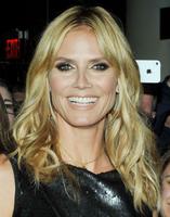 heidi_klum_at_america_s_got_talent_red_carpet_event_in_nyc_15.jpg