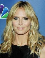 heidi_klum_at_america_s_got_talent_red_carpet_event_in_nyc_18.jpg