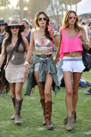 Alessandra_Ambrosio__2014_Coachella__07.jpg