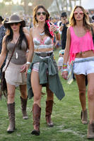 Alessandra_Ambrosio__2014_Coachella__19.jpg