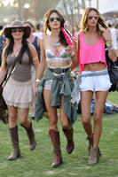 Alessandra_Ambrosio__2014_Coachella__23.jpg