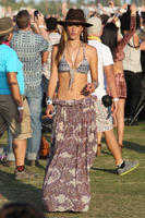 Alessandra_Ambrosio_in_bikini_at_Coachella_01.jpg