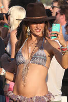 Alessandra_Ambrosio_in_bikini_at_Coachella_09.jpg