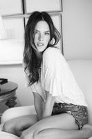 Alessandra_Ambrosio__The_Coveteur_Photoshoot_2014__10.jpg