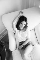 Alessandra_Ambrosio__The_Coveteur_Photoshoot_2014__13.jpg