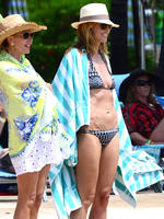 Heidi_Klum__Bikini_Photos_2014_in_the_Bahamas__08.jpg