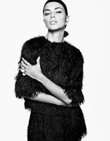 Adriana_Lima_by_Tom_Munro__A_Modern_Movement___Vogue_Japan_April_2014__3.jpg